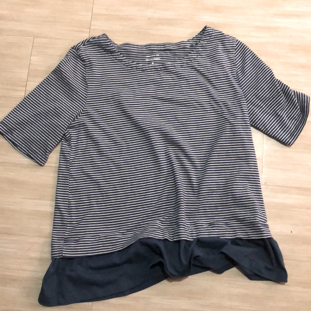 🔷Banana Republic Designer Tee